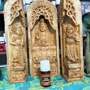 Young living, new sealed, Sacred Sandalwood 5ml